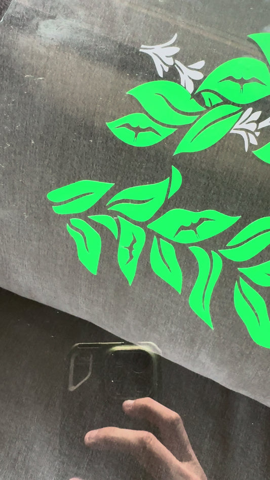 Iwa Bird Leaf Outline Stickers